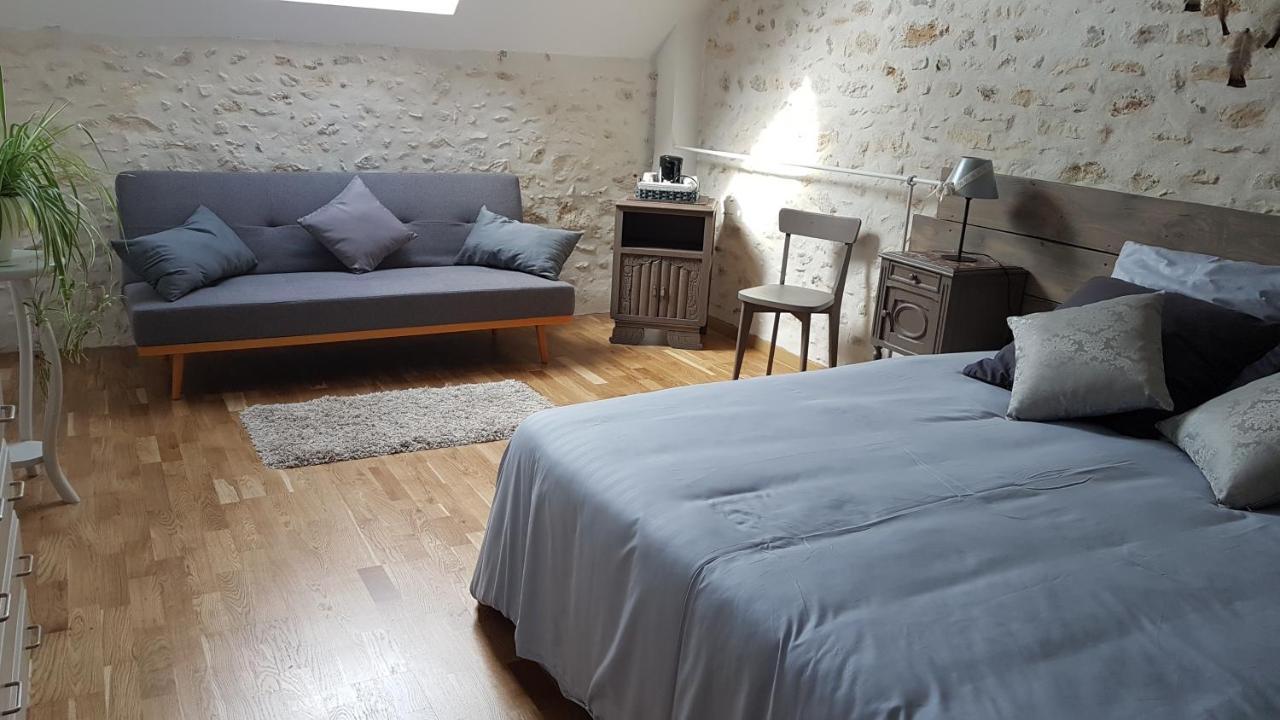 Le Pre De La Rue Bed & Breakfast Bouesse Екстериор снимка