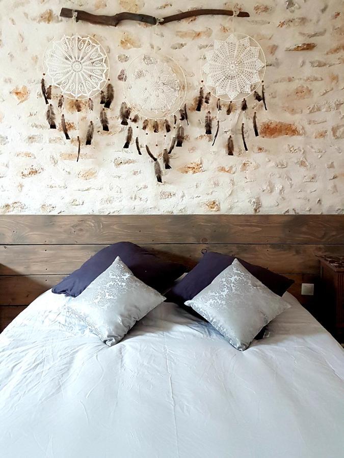 Le Pre De La Rue Bed & Breakfast Bouesse Екстериор снимка